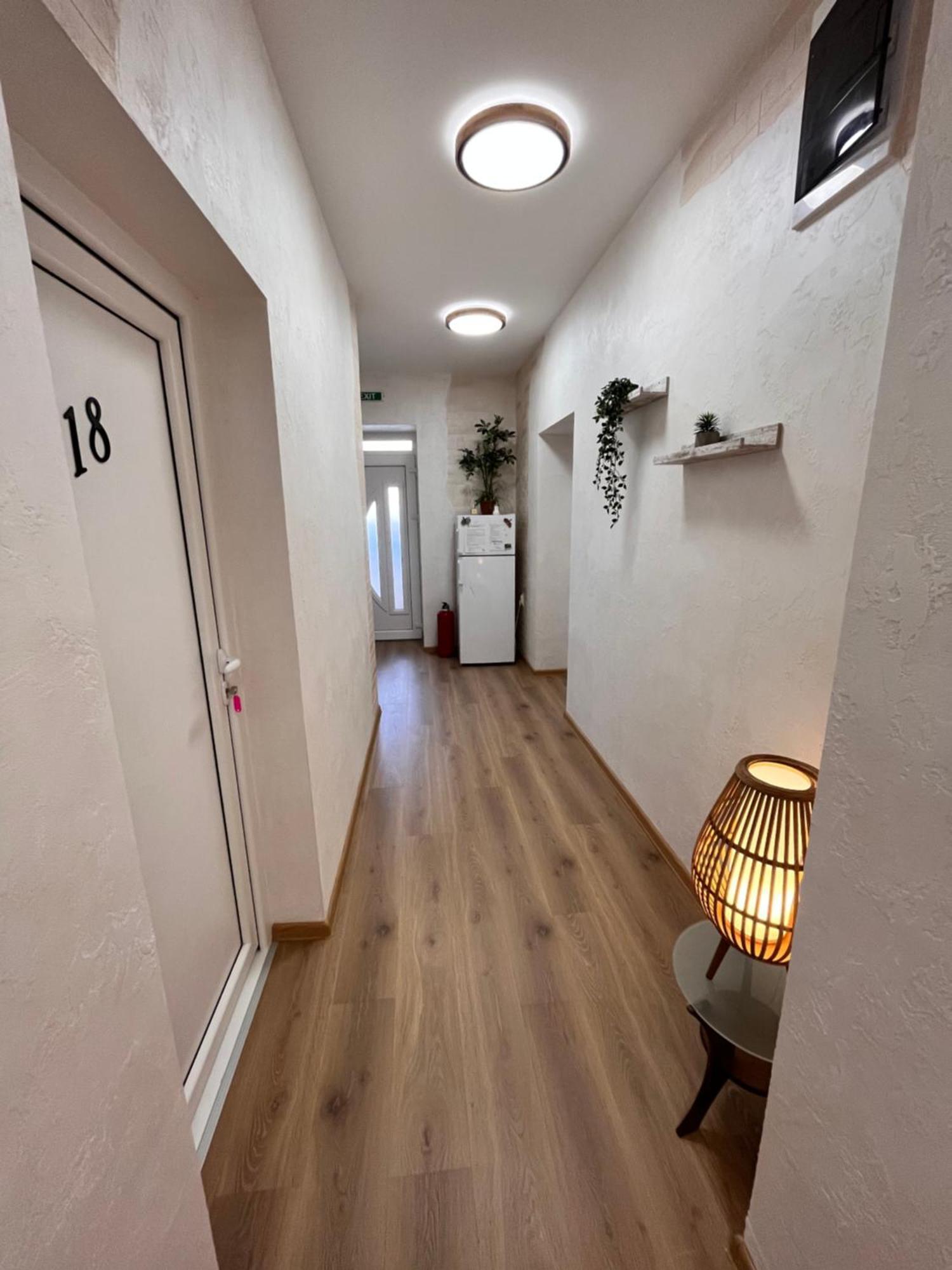 Kovac Residence ซเรนยานิน ภายนอก รูปภาพ